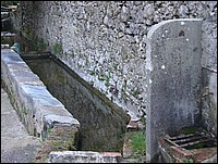 lavatoio a Lombrici di Camaiore.jpg